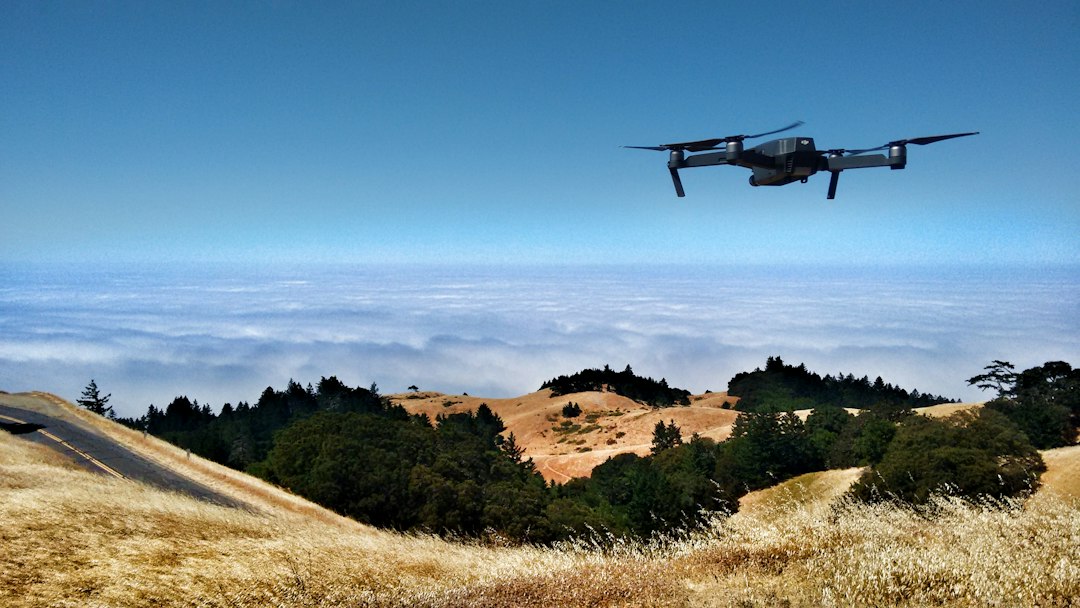 Dron utilizado como plataforma aérea para levantamientos topográficos y LiDAR